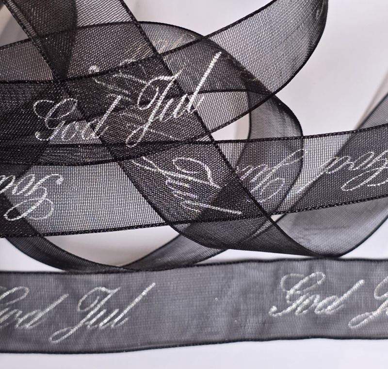 Organza bånd - God Jul - Svart m/sølv tekst - 16mm - Metervare