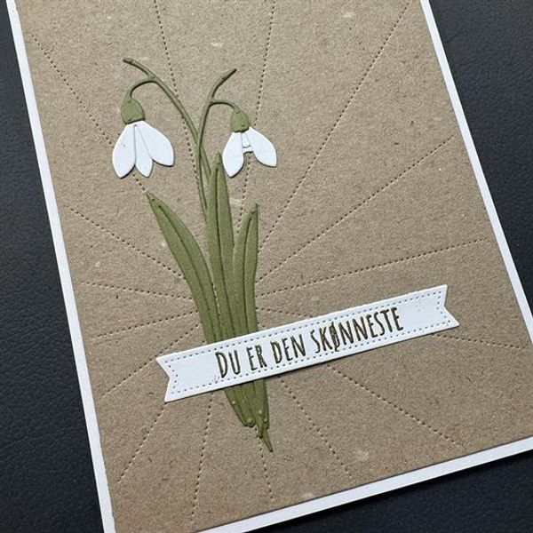 Simple and basic - Dies - SBD512 - Snowdrop / Snøklokke